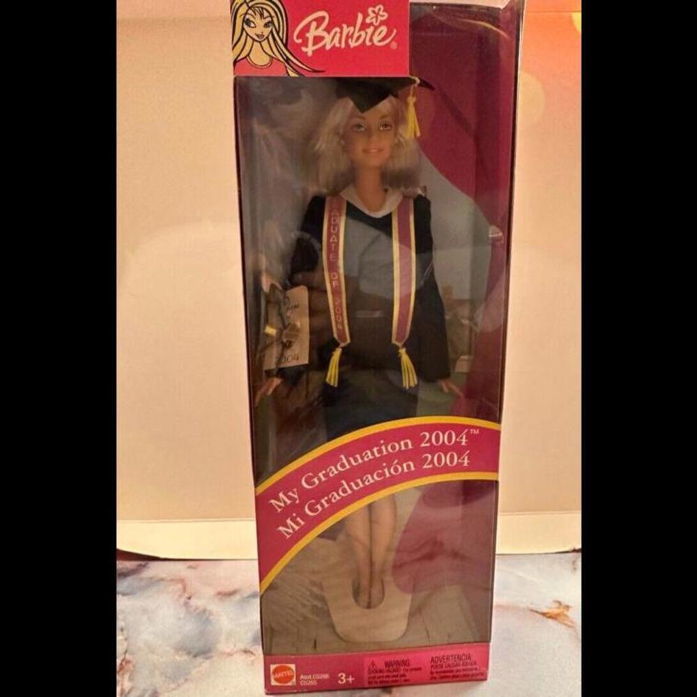 Barbie "My Graduation 2004" Doll 11.5" Tall New in the Box - Picture 1 of 6